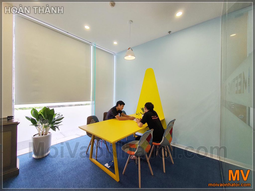 Interior design of meeting room for game company