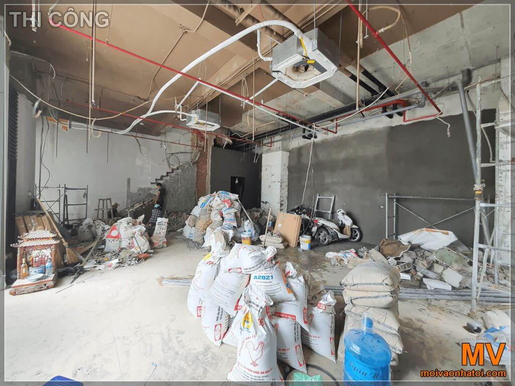 construction of raw materials on the 1st floor
