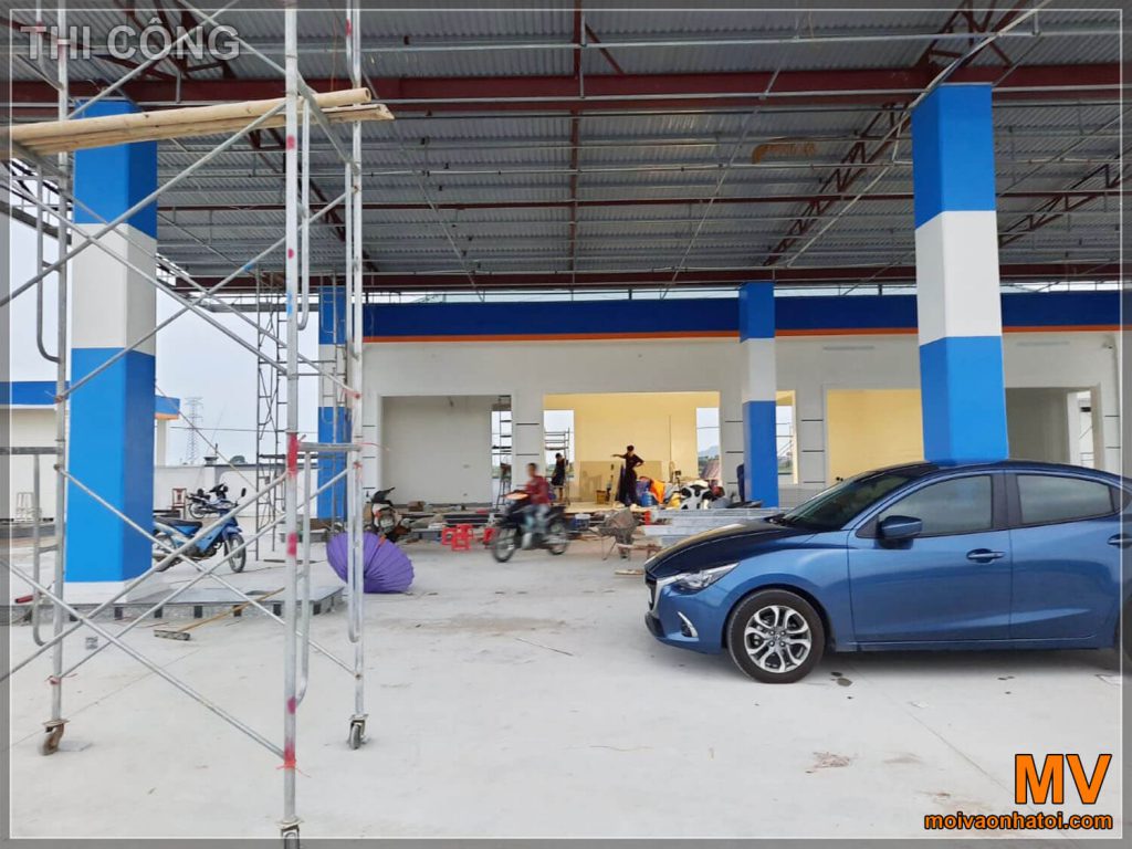 construction of the gas station inside