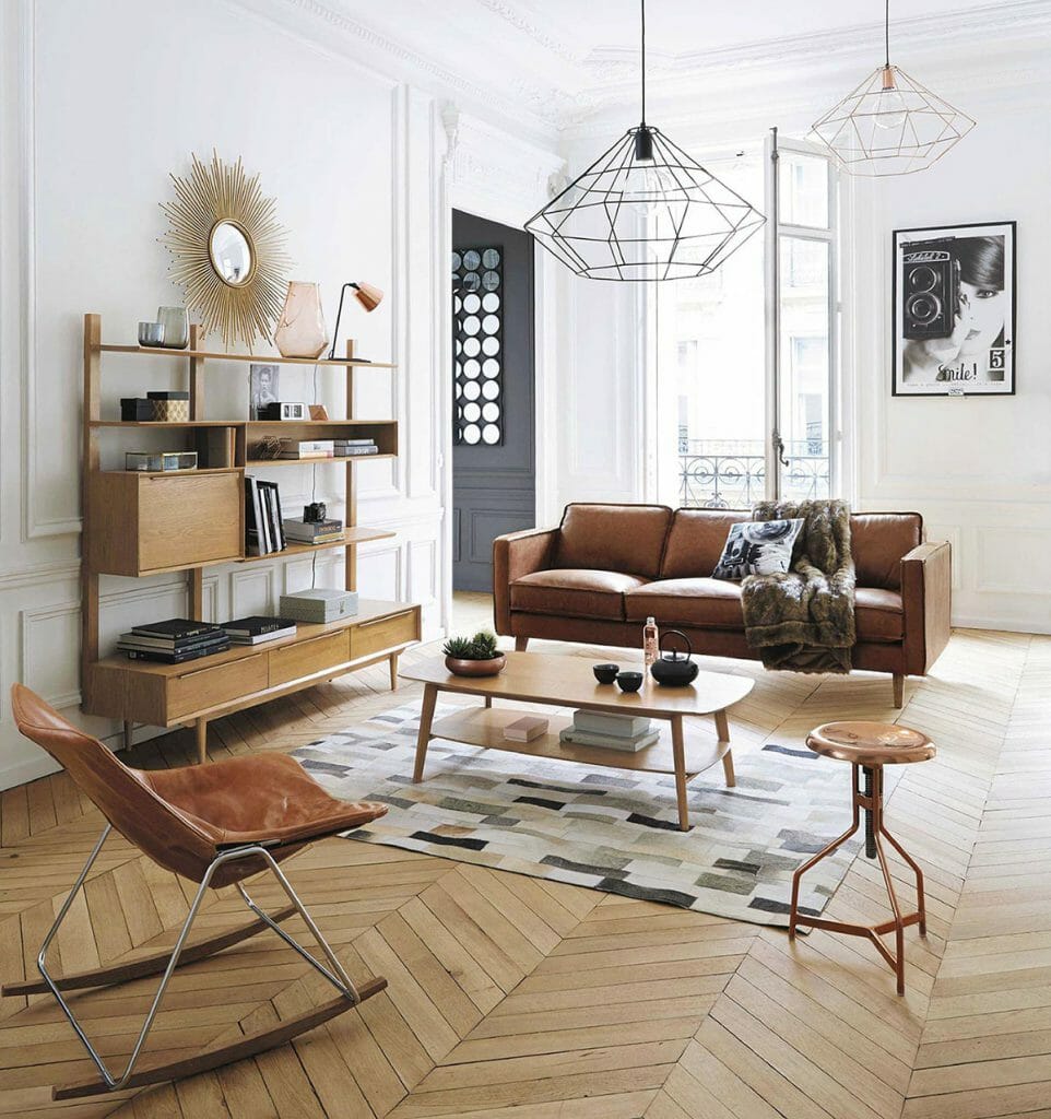 Incorporare mobili classici nella vita moderna
