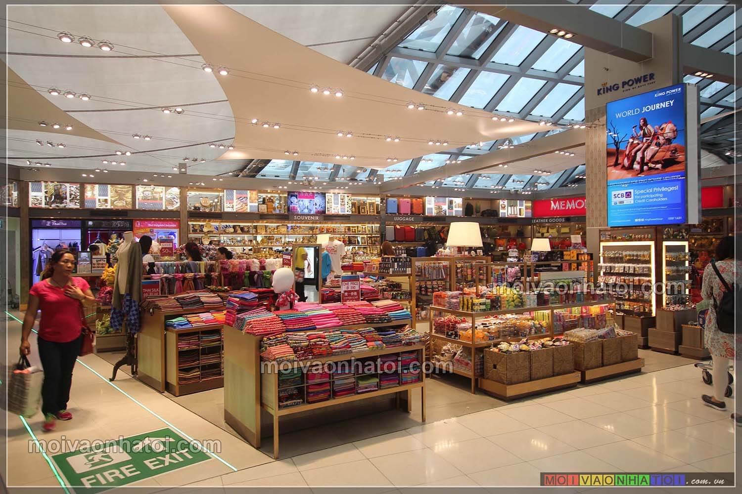 हवाई अड्डों, शॉपिंग मॉल में बूथ डिजाइन